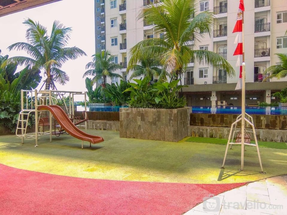Best Deal & Cozy Studio Cinere Resort By Travelio Apartment in South Jakarta City