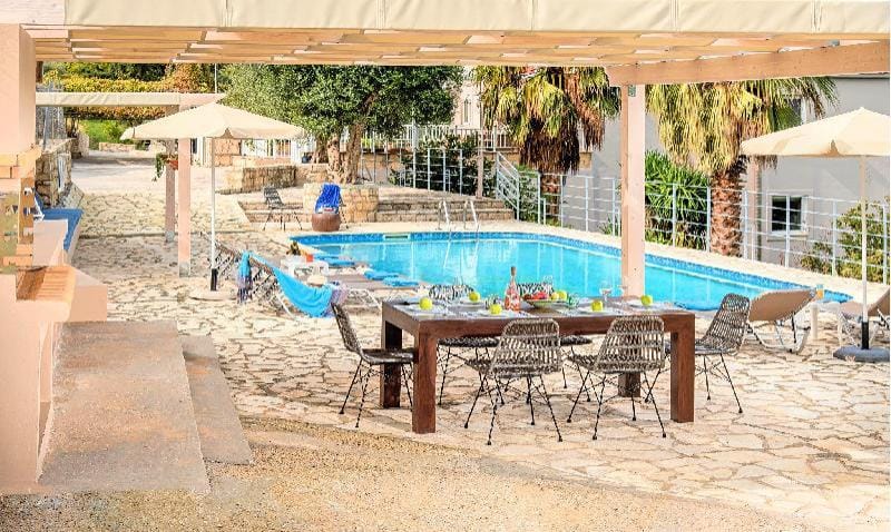 Villa Chrysallis Heated Pool Villa in Crete