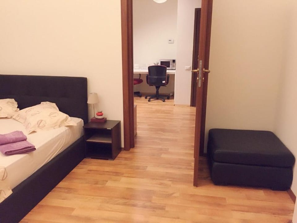 Casa Mendeleev Deluxe Suite 172 Apartment in Bucharest