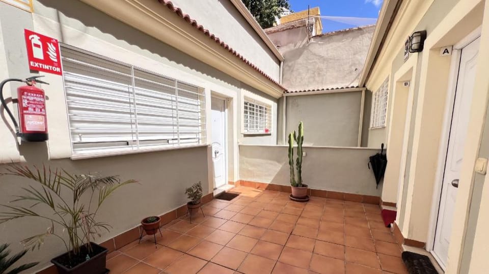 MALAGA CENTRO PARKING Apartment in Malaga