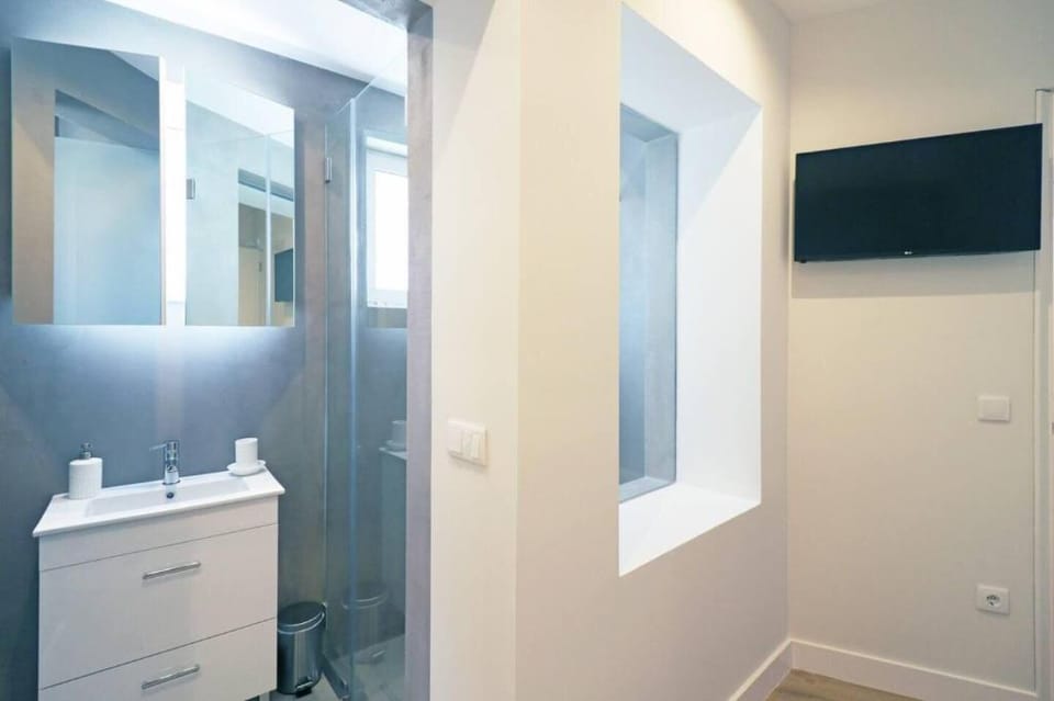 DA'Home - TIARA One Bedroom Ap #2 Apartment in Porto