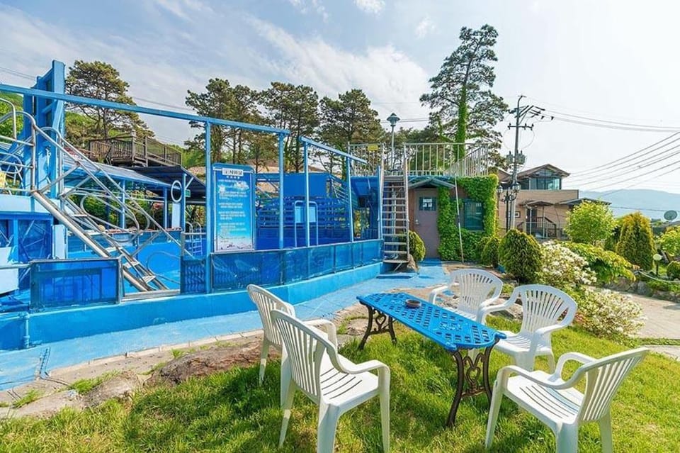 Ganghwa Yuribada Bed and Breakfast in Gyeonggi-do