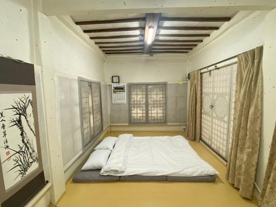 Mookgae Seowon(Manhuejeong) Bed and Breakfast in South Korea