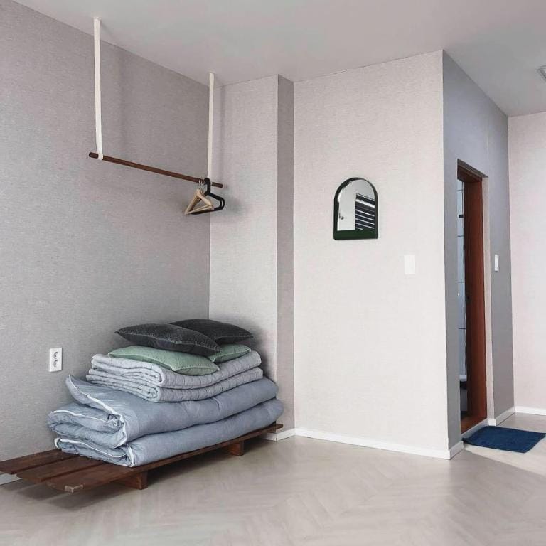Yang Yang Surfers Paradise Stay Bed and Breakfast in South Korea