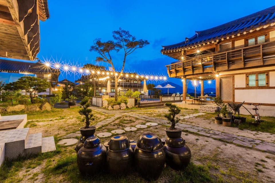 Gyeongju Seonamsan Hanok Stay Bed and Breakfast in South Korea