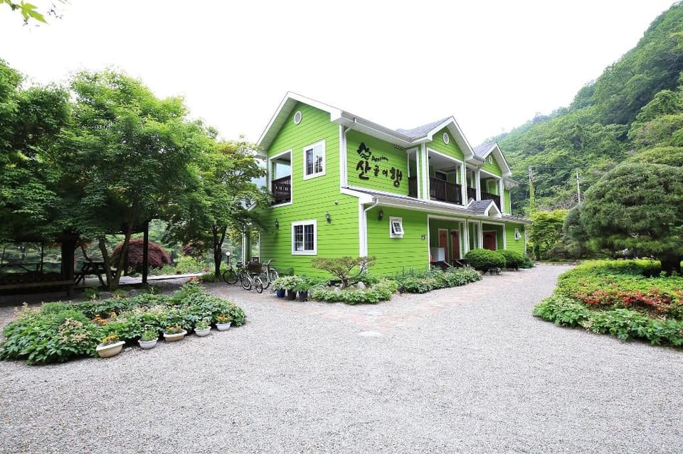 Yang Yang Sangol Yeohang Pension Bed and Breakfast in South Korea