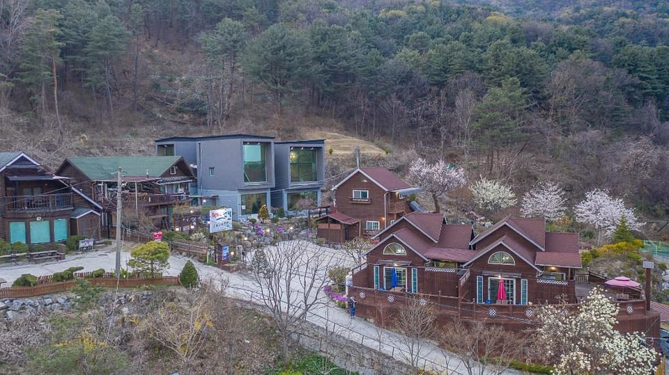 poceon haeddeuneuneondeogpensyeonB Bed and Breakfast in Gyeonggi-do