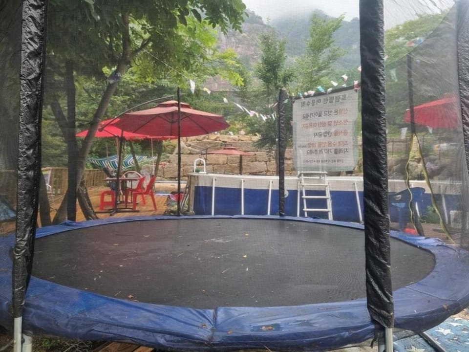 Pocheon Sanjeong Hosoo Glamping Bed and Breakfast in Gyeonggi-do