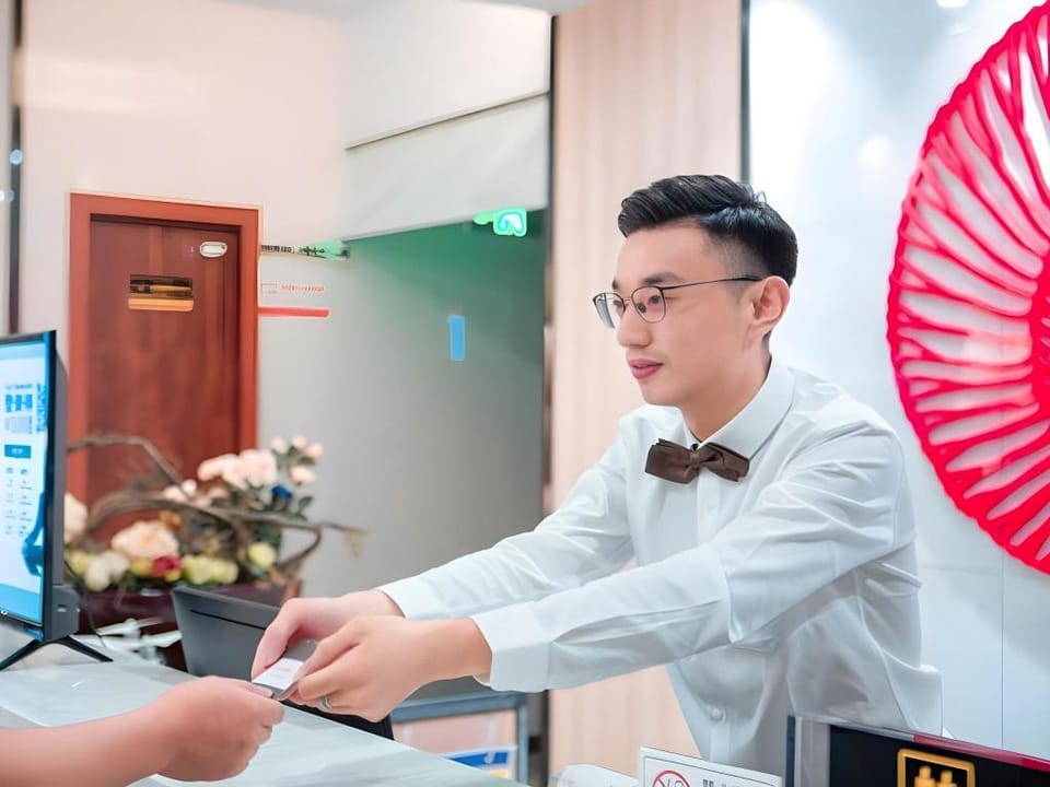 Shell Hotel Suzhou Changshu Guliu Zhonghong Square Hotel in Suzhou