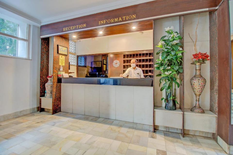 Capital O 76484 Hotel Balwas International Hotel in Mumbai
