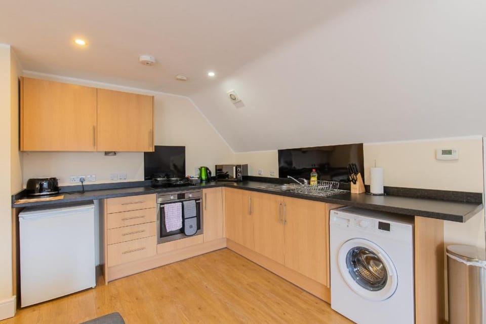 2-bedroom Penthouse, Clockhouse, Hoddesdon Apartment in East Hertfordshire District