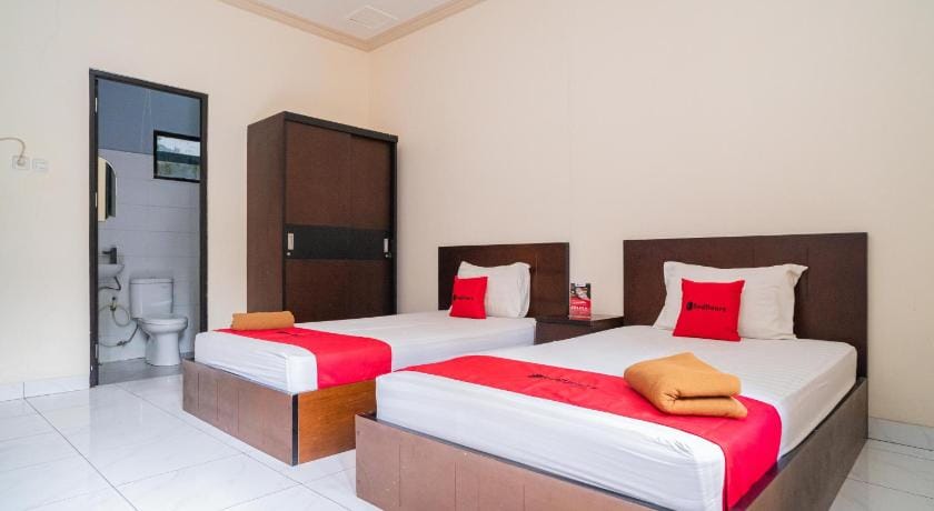 RedDoorz @ Wisma Pangrango Hotel in Indonesia