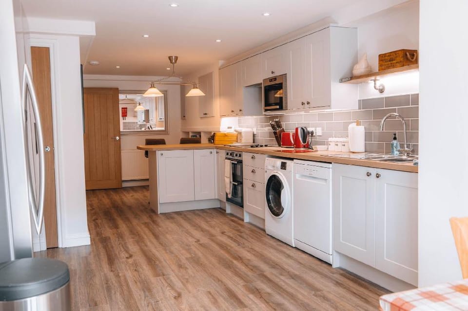 Riverbank Cottage Vacation rental in Telford
