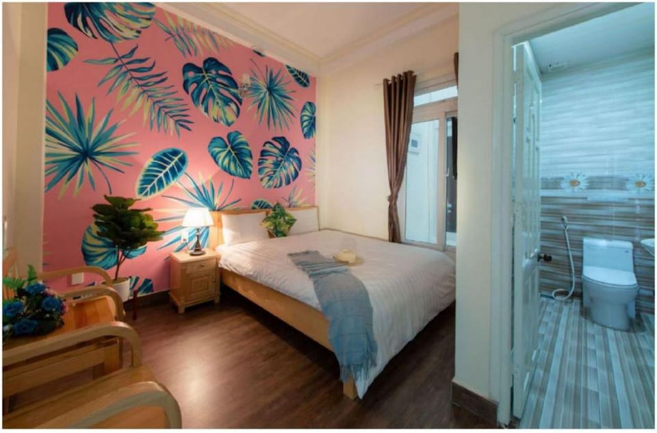 Standard King - Moc Thach Hostel Vacation rental in Dalat