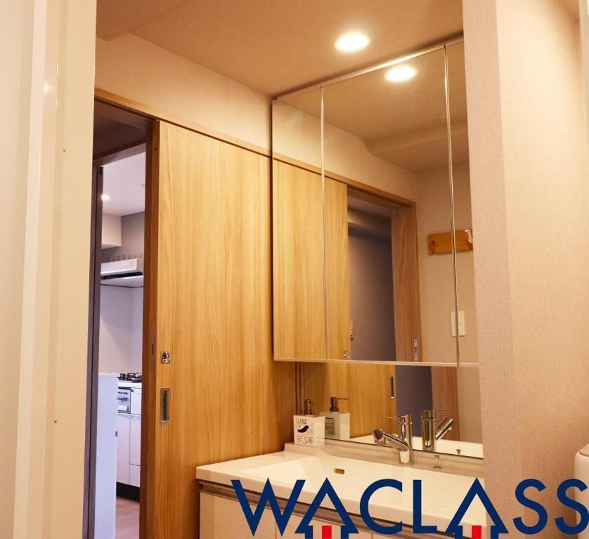 WACLASS NIPPORI N703 Apartment in Japan