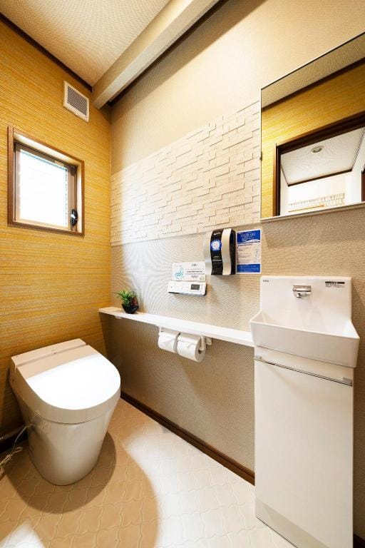 Shirakabanoyado - RYOGETSU, Kujo station 6mins Vacation rental in Osaka
