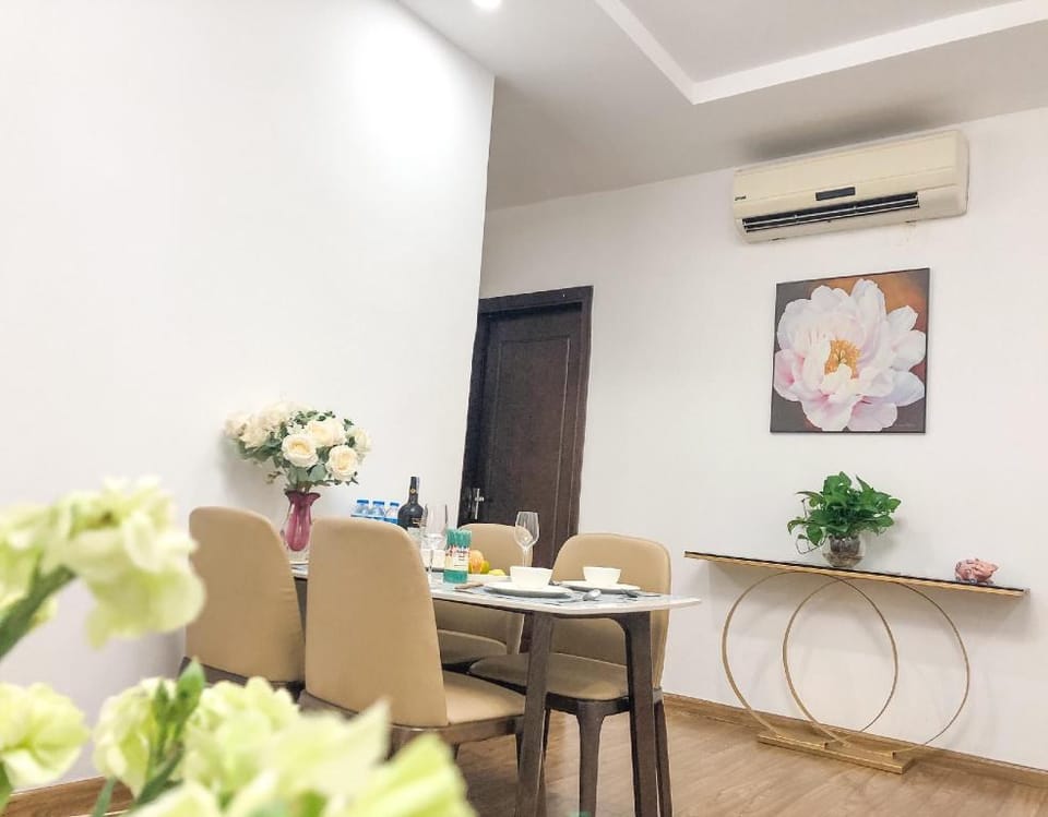 T2H house 2Br Times City Park Hill Apartment in Hanoi
