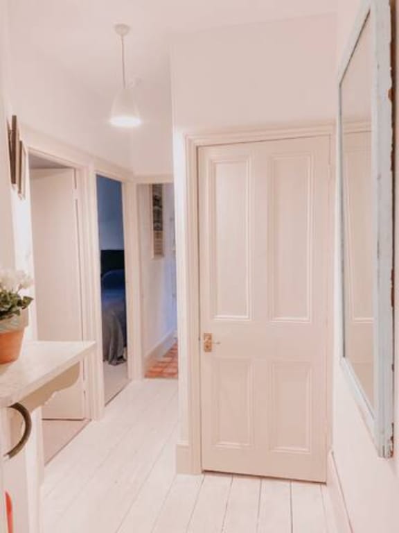 Stylish town centre apartments Apartment in Nailsworth