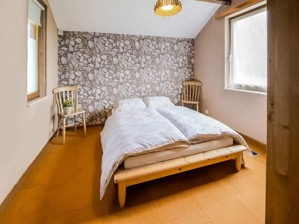 Quiet valley view retreat Vacation rental in Wallonia, Belgium