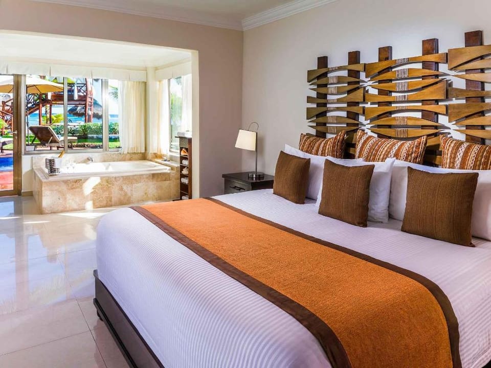 El Dorado Seaside Palms - Catamaran, Cenote & More Inclusive- Adults Only Hotel in State of Quintana Roo