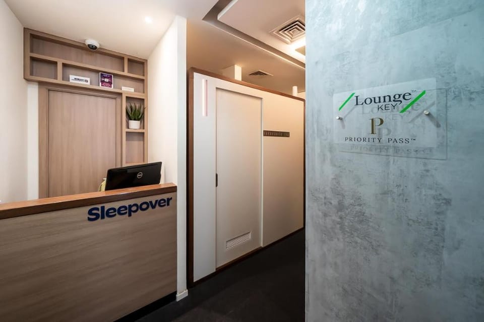 Sleepover Terminal 3, Concourse C – formerly sleep ‘n fly Capsule hotel in Al Sharjah