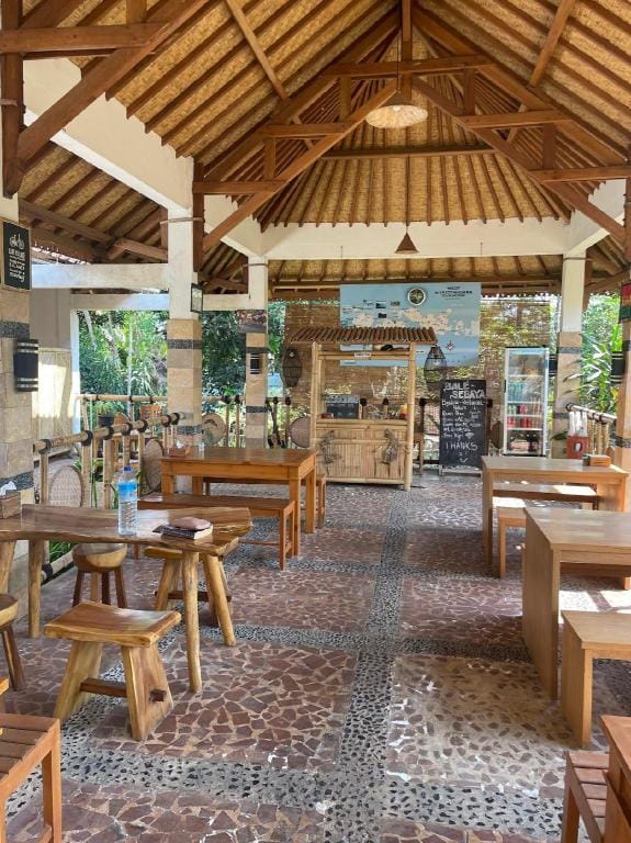Bale Sebaya - Bungalow Cafe Nature Hotel in West Nusa Tenggara, Indonesia