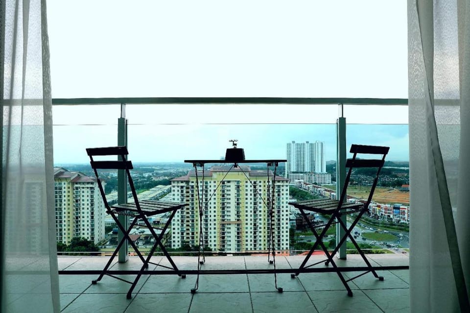 High Floor, 1-4 pax JB Mount Austin Viva Homestay Apartment in Johor Bahru
