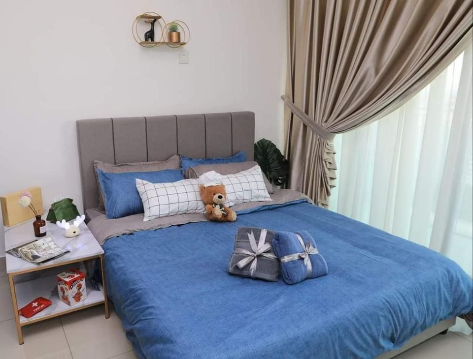 High Floor, 1-4 pax JB Mount Austin Viva Homestay Apartment in Johor Bahru