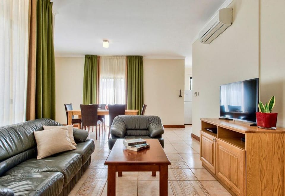 Villa Stephanotis 3 bedroom with private pool Villa in Malta