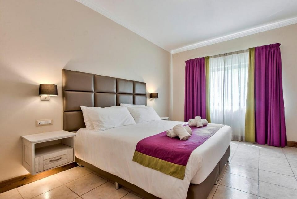 Villa Hibiscus 3 bedroom villa with private pool Villa in Malta