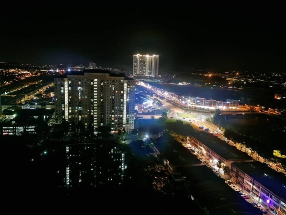 Palazio, Mount Austin JB 1-2 pax [IKEA,AEON]-Wifi Apartment in Johor Bahru