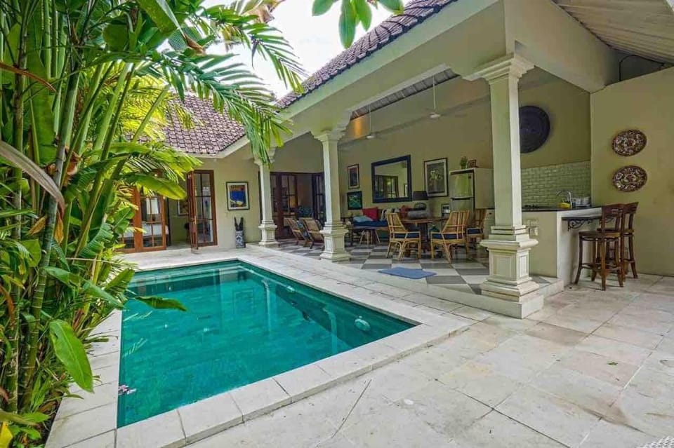 Eightyeight Villa Seminyak 2 Bedrooms Villa in Kuta
