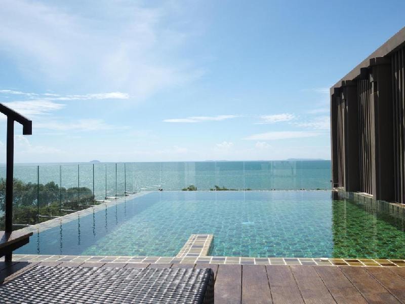 De Amber Bang Sarae by FunnyProperty ดิ แอมเบอร์ Apartment in Pattaya City