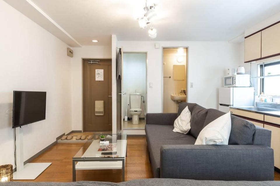 Union Shin Osaka C1 WIFI/Bicycle free rent Apartment in Osaka