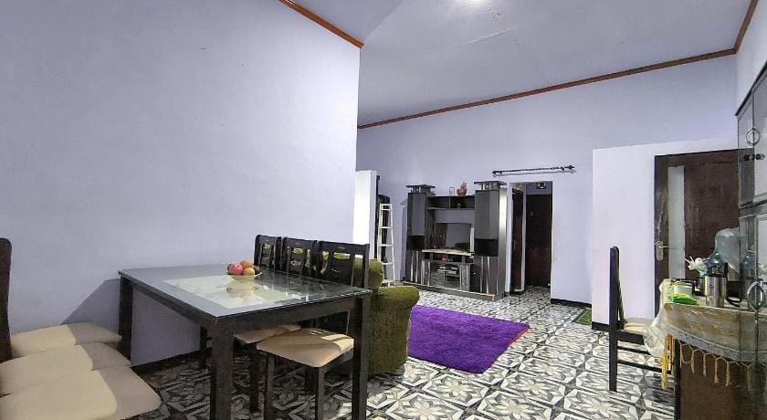 Elen Villa by ABM Hotel in East Java