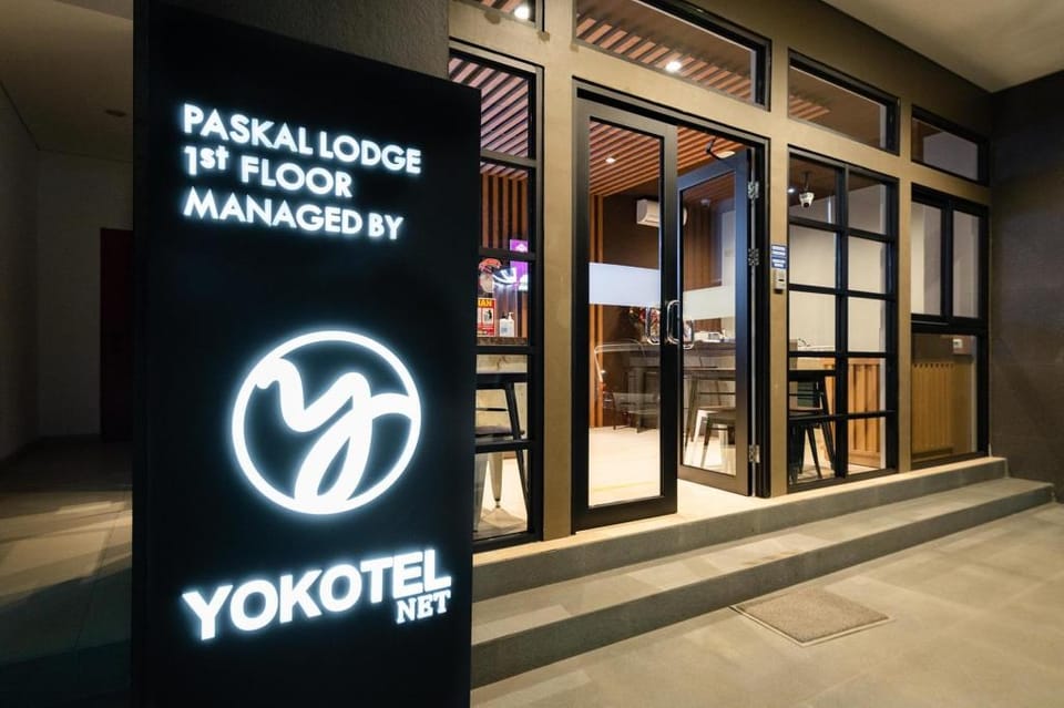 Yokotel Net Hotel in Bandung