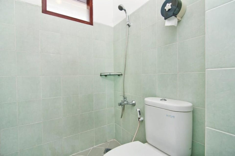 Lamping GuestHouse Bandung - all 5 room for 10 pax Vacation rental in Bandung