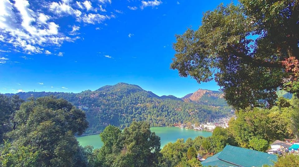 HOTs Glamp(whisperings Oaks Camp) Apartment in Uttarakhand