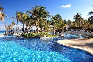 Oh! Cancun On The Beach by Oasis Hotel in Cancun