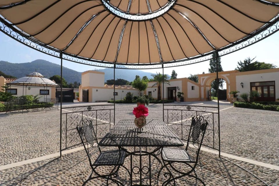 Villa del Gattopardo Hotel in Palermo