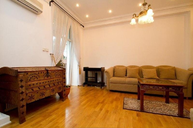Wooden Hous Apartment in Kiev City - Kyiv