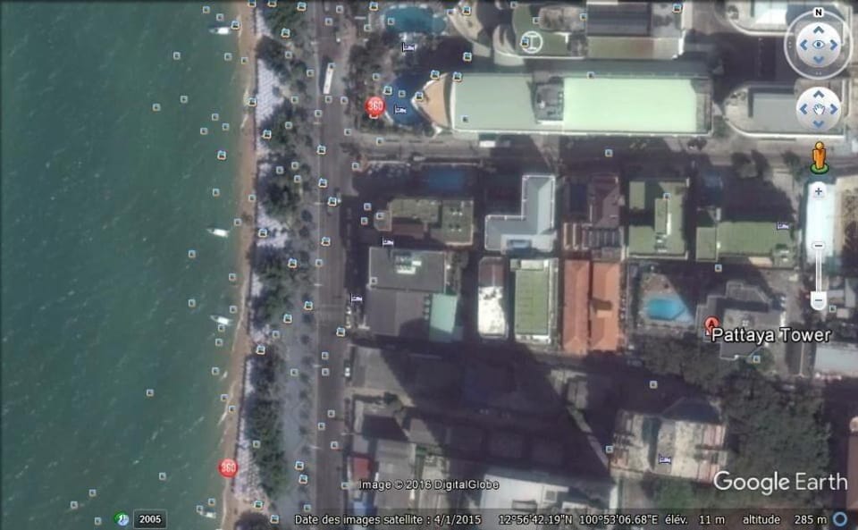 STUDIO  100 M   FROM BEACH ROAD Apartment in Pattaya City