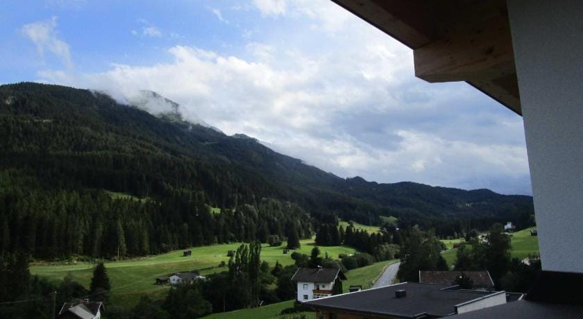 Apartment Skyline Apartment in Tyrol