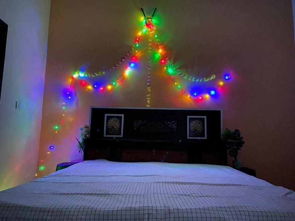 Homestay in pollution-free vicinity(Huge discount) Villa in Agra