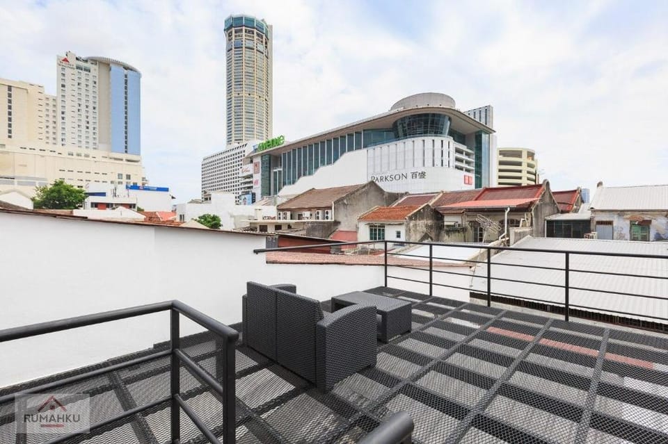 Asia ExecRoom, Rumahku Express, Georgetown亚洲行政套房 Vacation rental in George Town