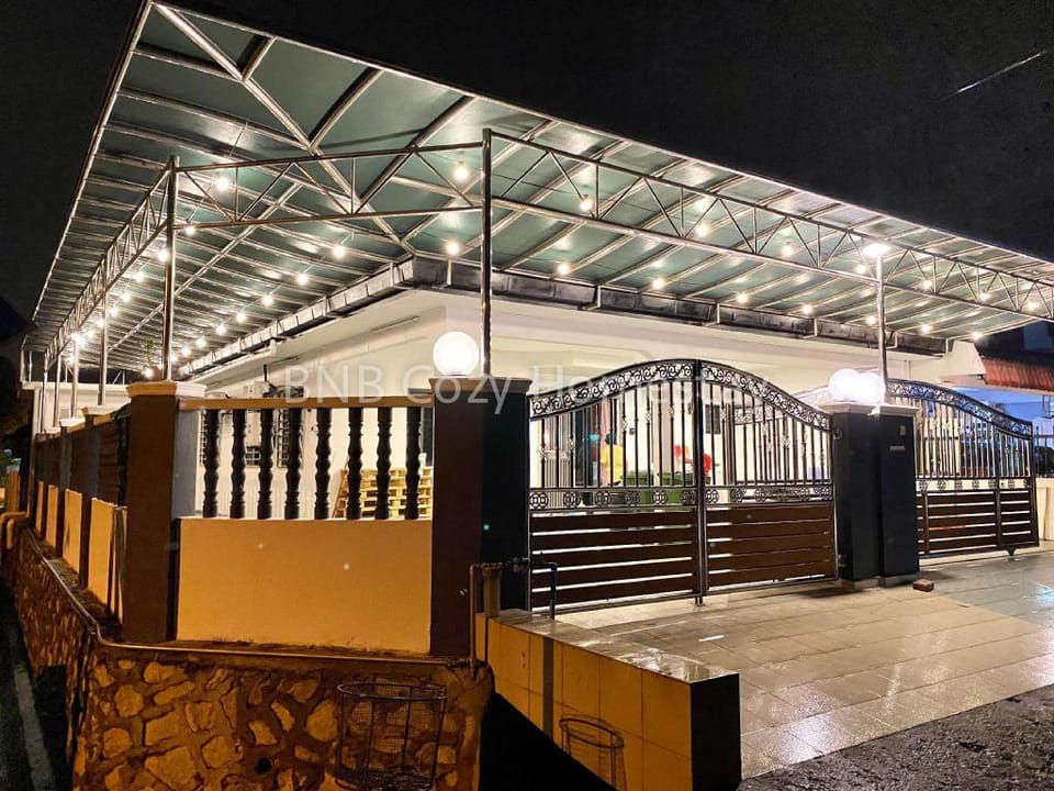 BNB Cozy Homestay @ Bdr Country Homes (Corner Hse) Vacation rental in Selangor, Malaysia
