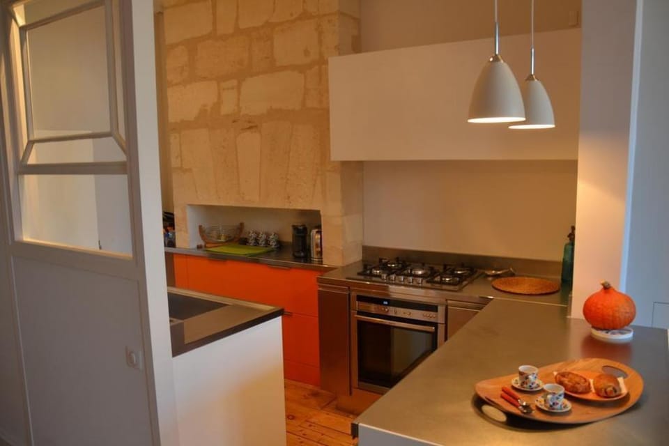 L'Appart Rue Ausone Apartment in Bordeaux