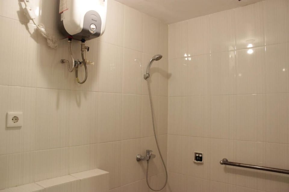Homey and Chic 2BR Apartment Newton By Travelio Apartment in Bandung