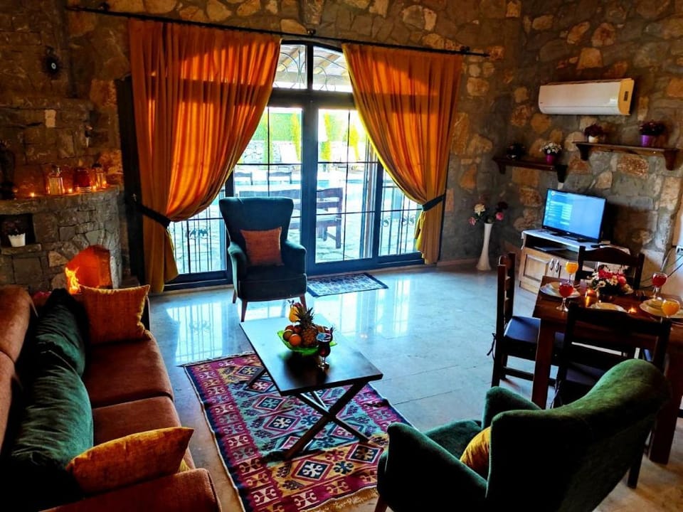 Villa Kayaköy 1 - Havuzlu Korunaklı Holiday Villas Villa in Muğla Province
