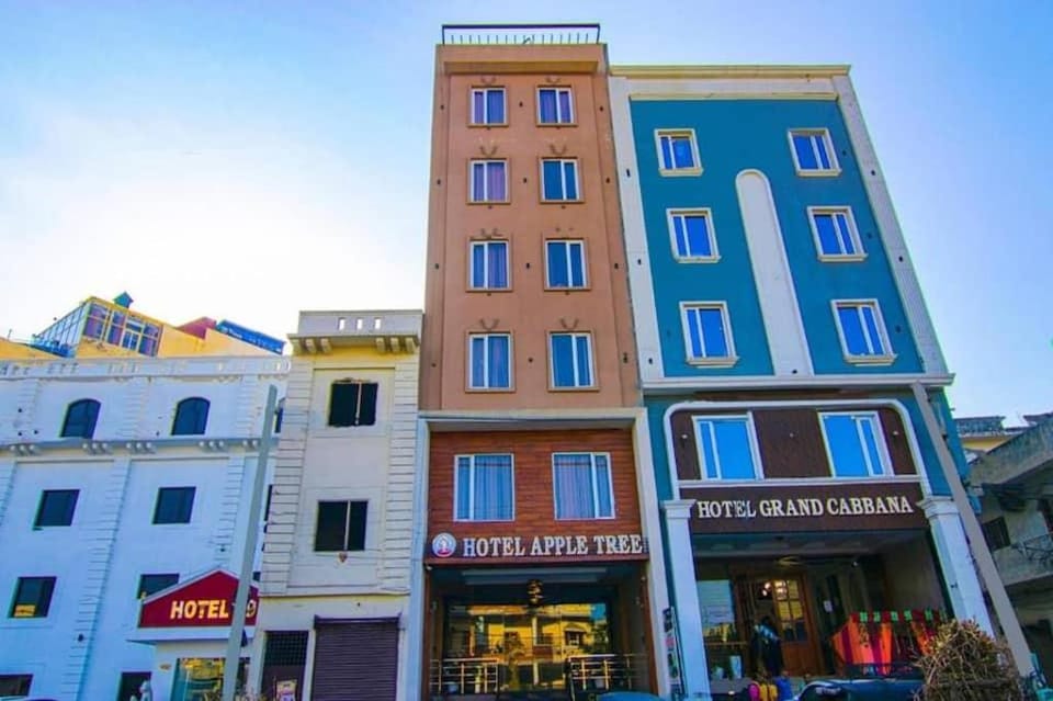 HOTEL APPLE TREE AMRITSAR Hotel in Punjab, India